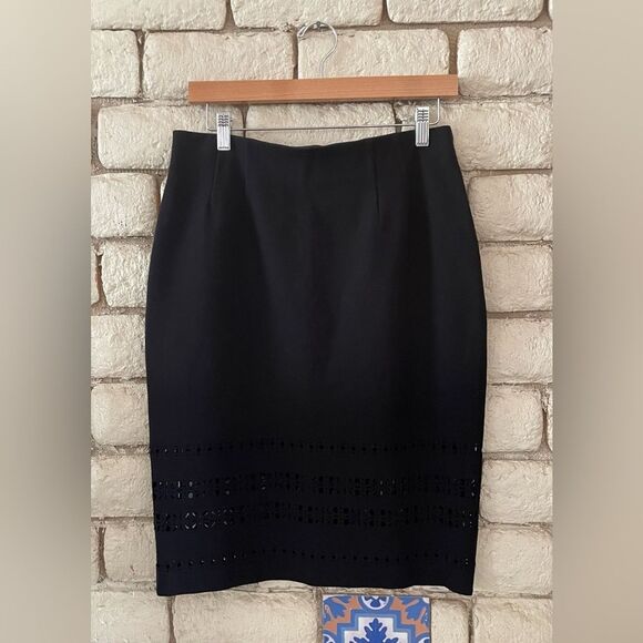 Amanda & Chelsea Black Midi Pencil Skirt Size 10 - Picture 1 of 7